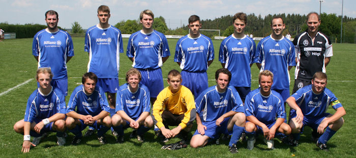 Fußball: Herren-2 Mannschaftsfoto, 2008-09